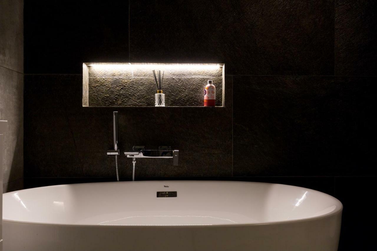 Grand Designer Dream Home In The Center W 3Br/3Bath Budapest Luaran gambar