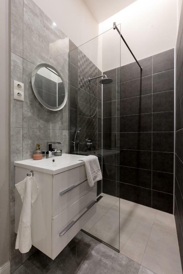Grand Designer Dream Home In The Center W 3Br/3Bath Budapest Luaran gambar